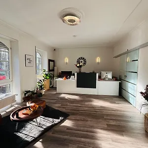 Sonnenschein Frühstückspension Düsseldorf